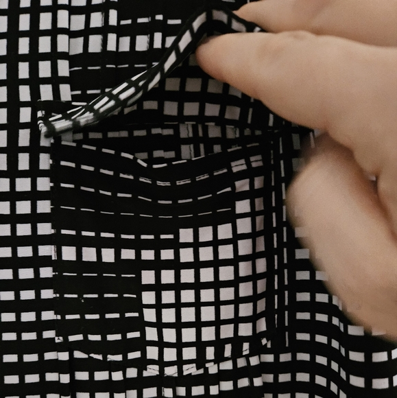 Black and White 3/4 Sleeve by JTB 2X - Picture 6 of 6